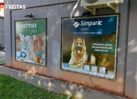 LONA COM ILHÓS - PET CAMPO 1