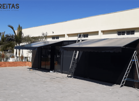 TOLDO - CORTINA PRETO